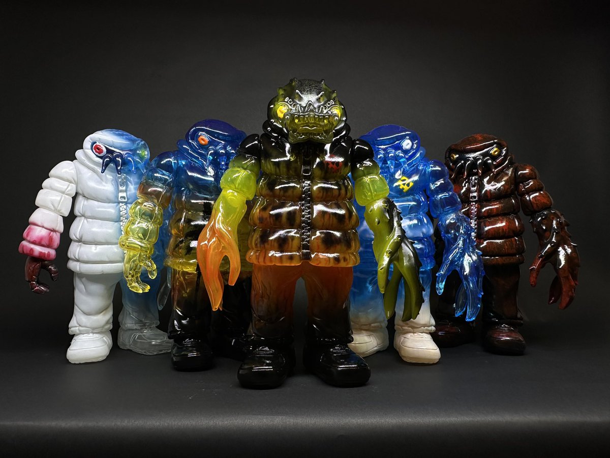 いよいよ明日はソフビQ！ 楽しみです！ 歴代のver.SKULL CUBE おかげ