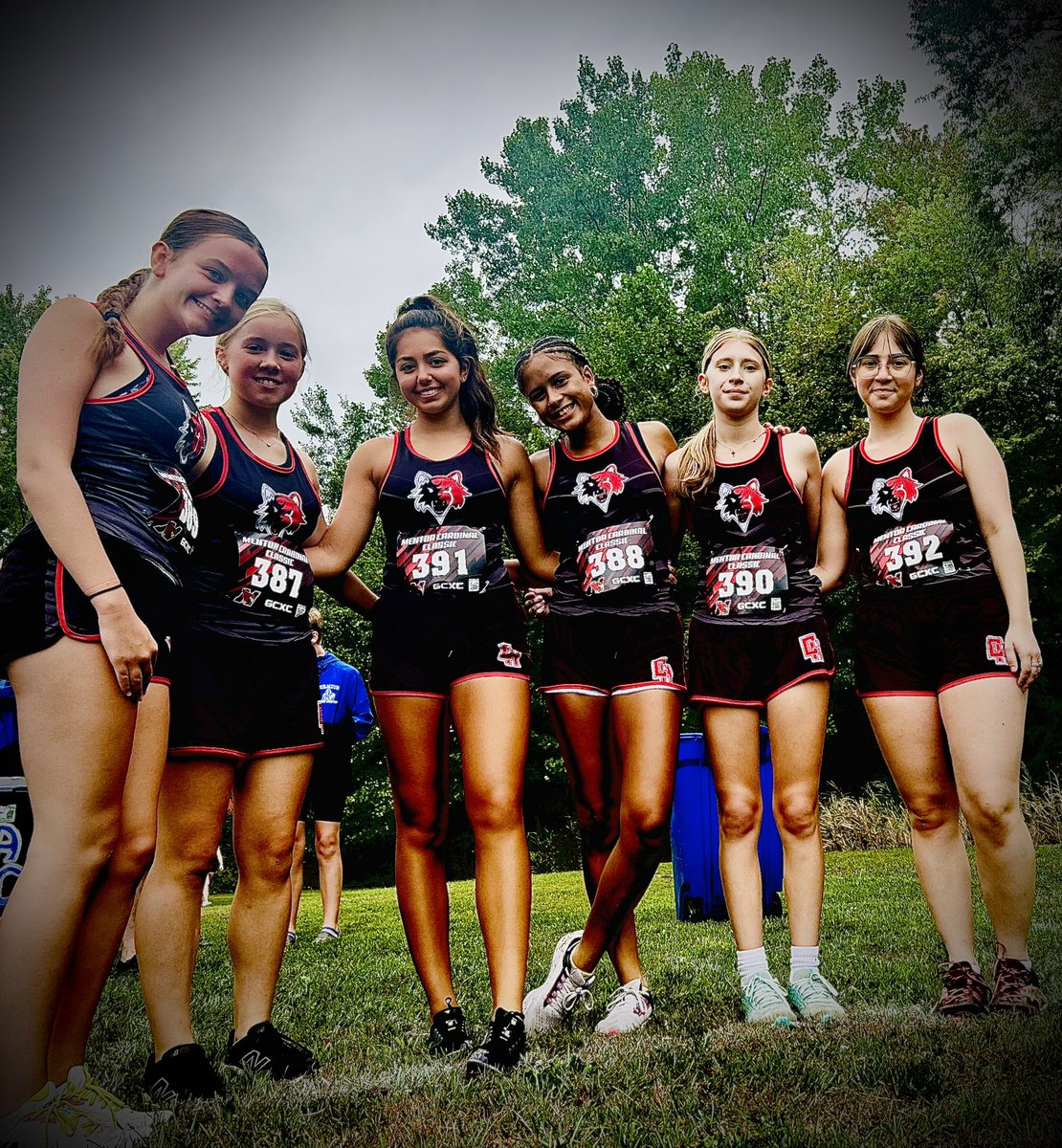 CHSXCountry's tweet photo. @CUYHTS Lady Redwolves bout’ to be on FIRE🏃🏿‍♀️🏃🏻‍♀️🏃🏼‍♀️🏃🏽‍♀️🏃🏻‍♀️🏃🏿‍♀️🔥 at Mentor Cardinal Classic 5k XC Invite🤙@CuyhtsAD https://t.co/akDRBj0Dqe