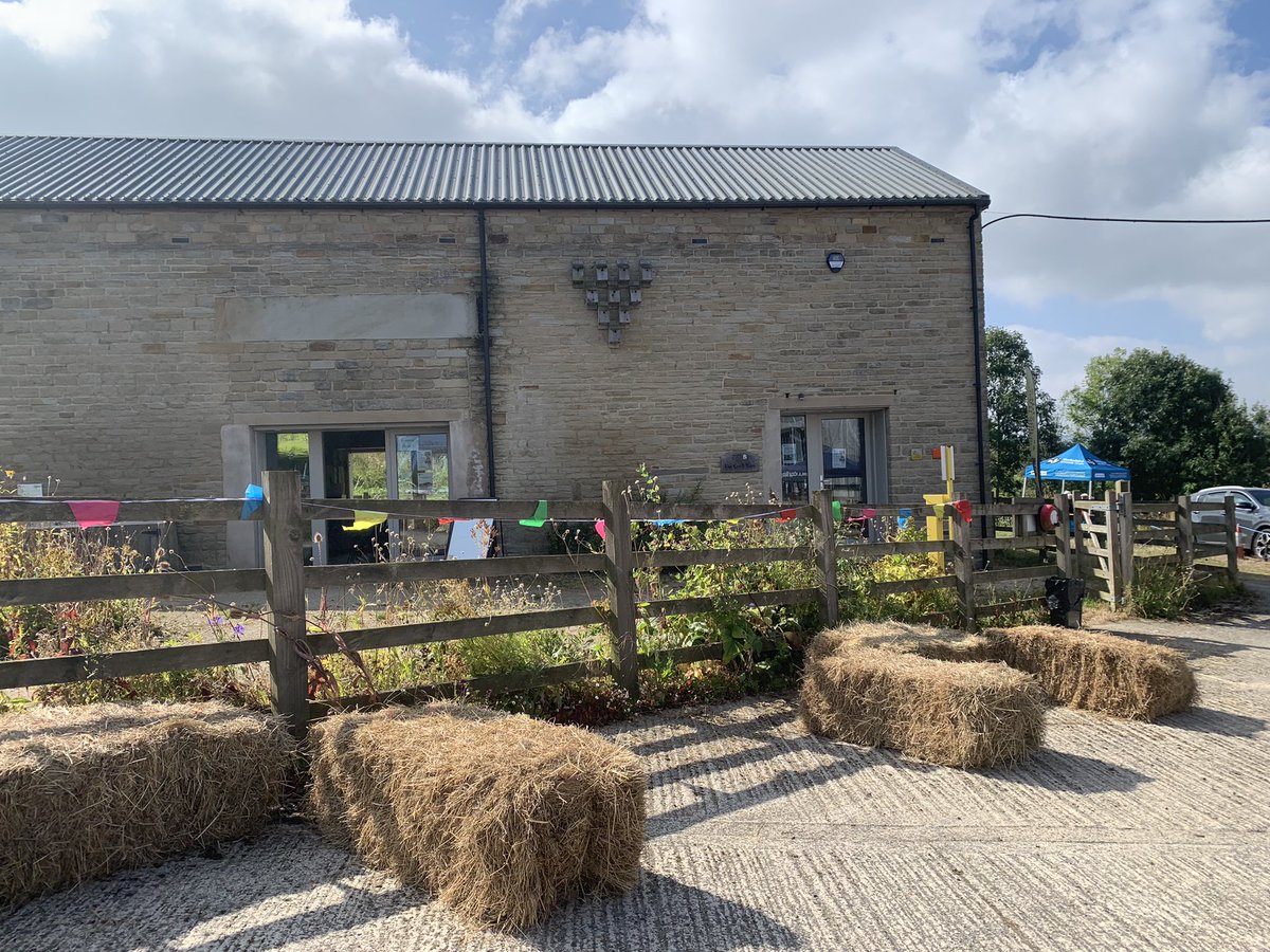 Our homegrown jam stall is open at Stirley Food Festival. 🌱

Local food and drink, activities, music &amp; pick your own veg.

📅Sat 31st August
⏰10.30am to 4.30pm
📍Stirley, Hall Bower Lane, Huddersfield HD4 6FA

Info 👉 growingnewsome.wordpress.com/2024/08/25/sti…
