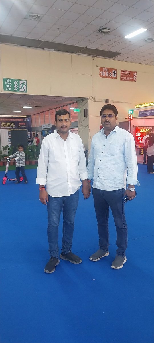 GulabTiwariBJP's tweet photo. समापन समारोह #sportindia प्रगति मैदान दिल्ली https://t.co/SALLy6o58C