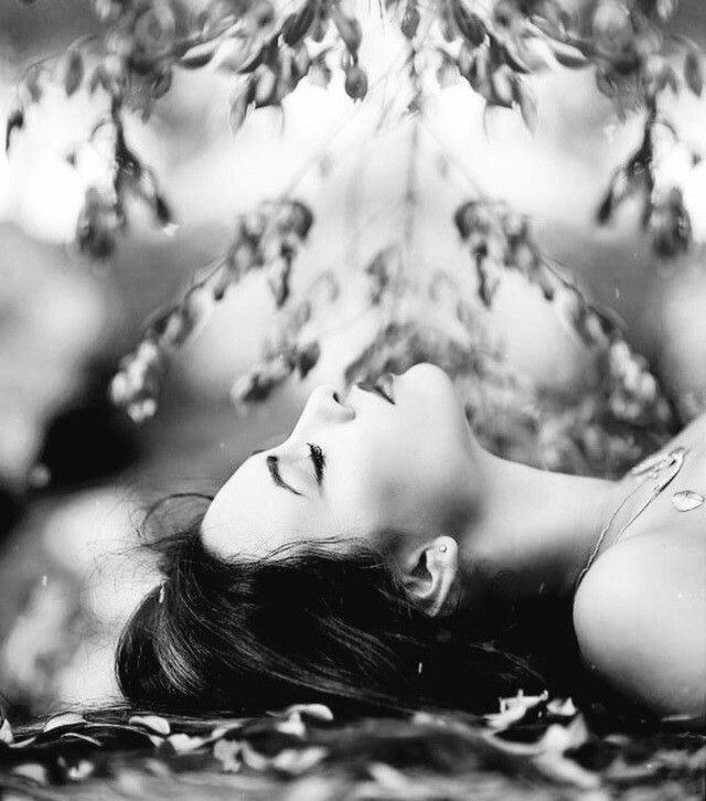 ***

Acı…
gidenin değil kalanın hikayesidir…

**