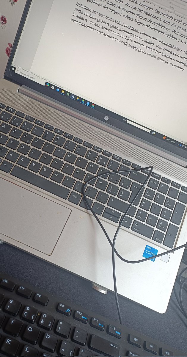 mamiracoli's tweet image. All work, no play till the end of the year. 
Ik doop het om tot #projectB 
Let&apos;s go!