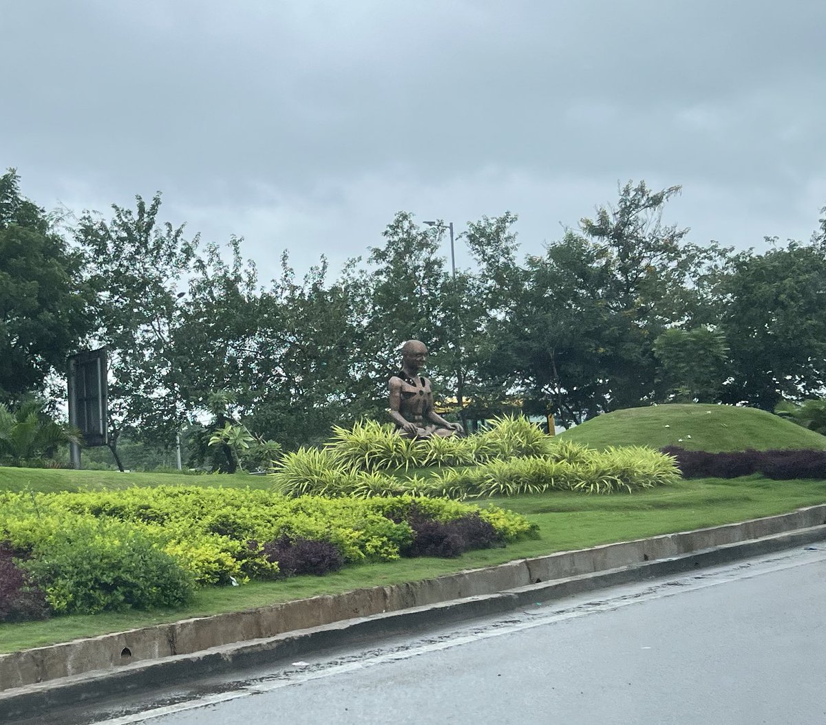 Supreme leader yaskin statue in Hyderabad