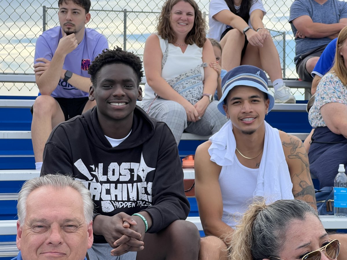 marian_wi's tweet photo. Oh, it's on! Everyone at @marian_wi turned out to cheer on the @MarianWSoccer and @MarianU_FH teams at Smith Fields after the first week of classes. #SabreStrong, #WeAreMarian, #funcampus, #universities. https://t.co/Ia2u5MS5mb