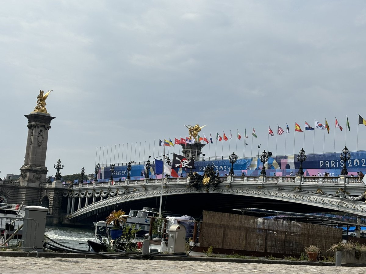 Professor Alex Richter tweet media