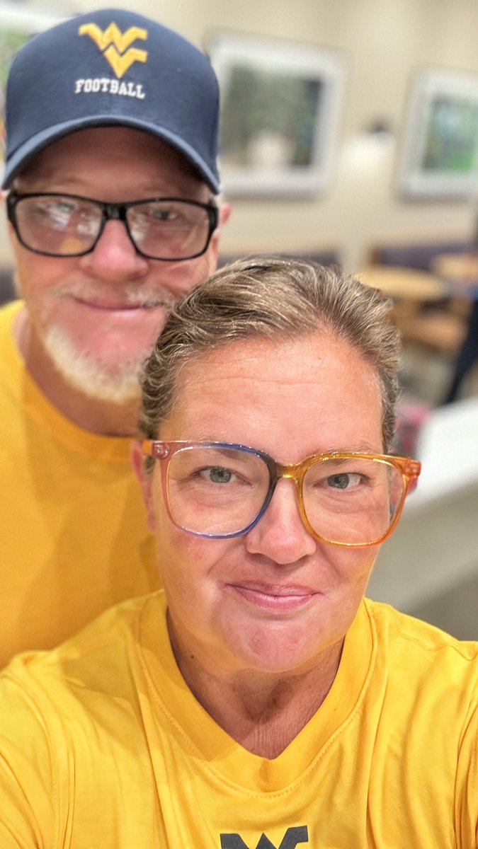 First Gameday of his <a href="/WVUfootball/">West Virginia Football</a> freshman year 2024-2025…PENN STATE AT WVU…<a href="/Starbucks/">Starbucks</a> getting ready for the game