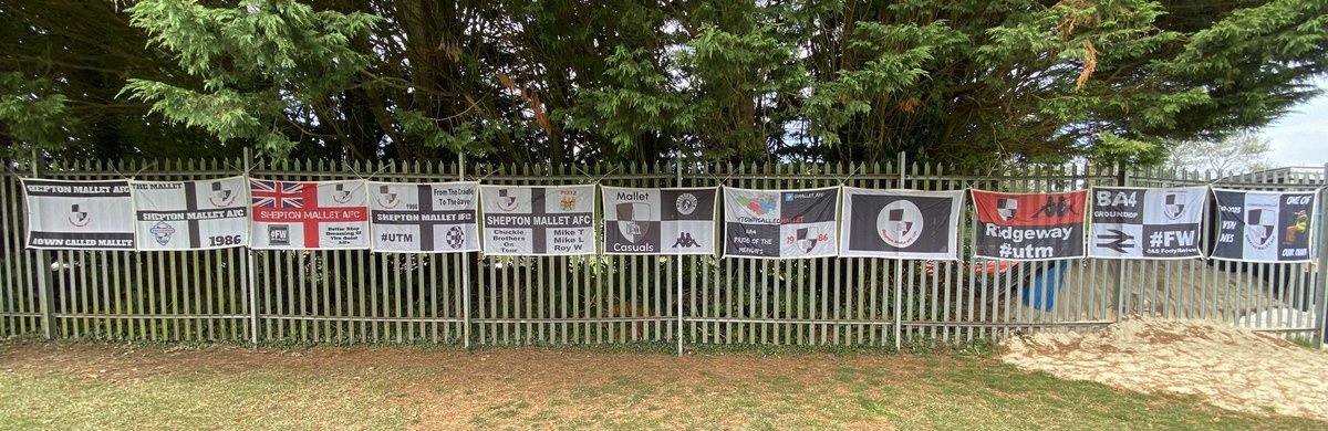 <a href="/Mallet_AFC/">Shepton Mallet AFC</a> vs <a href="/oldlandafc/">Oldland Abbotonians FC</a>