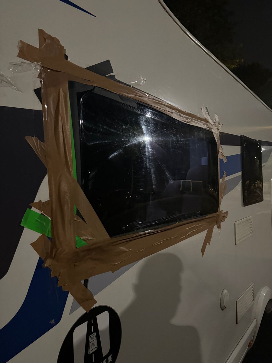 DistantNL's tweet photo. We just got robbed!☹️

Unbelievably the worst a touring band can experience on one of the last days of our summertour just happened: our RV got broken into.

GoFundMe: https://t.co/kr1cWZD3HV

Please visit link for more info and to help us out and please share this message 🖤 https://t.co/uioKHzd3kf