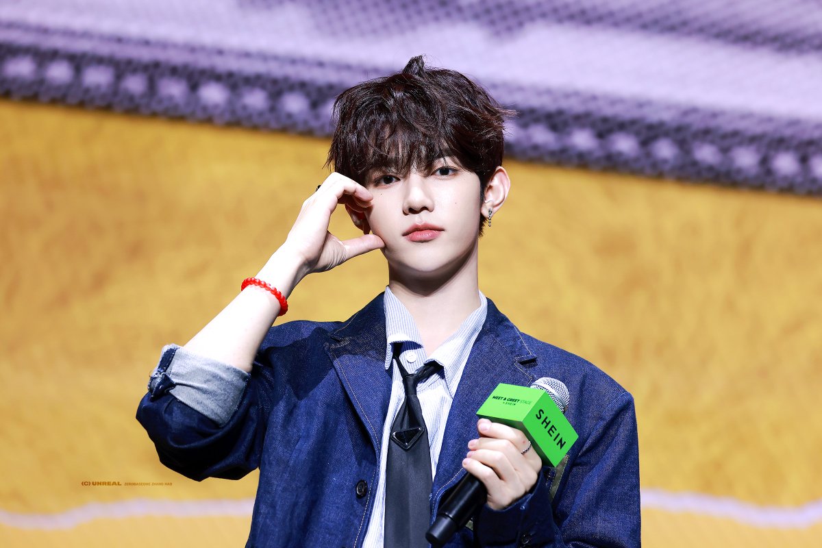 unreal_ZH's tweet image. 온 우주가 말해 하오를 놓치지 마 ꒰ᐡෆɞ̴̶̷ ·̮ ɞ̴̶̷ෆᐡ꒱
#장하오 #ZHANGHAO #章昊 
#제로베이스원 #ZEROBASEONE #ZB1