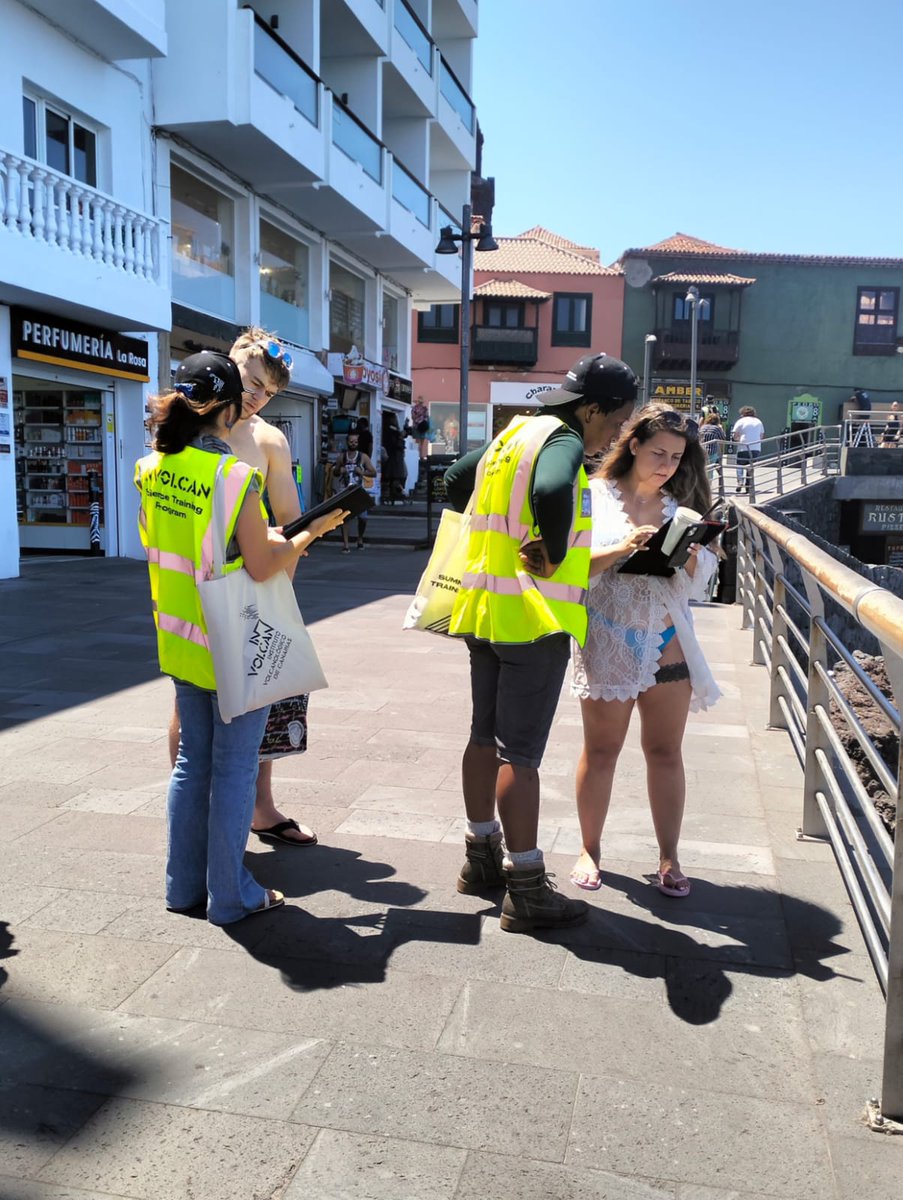 involcan's tweet image. Maba&apos;a Stella (🇨🇲Cameroon) and Judit Castella (🇪🇸Spain) initiated a collaborative research study 📊 with INVOLCAN to evaluate Tenerife&apos;s tourist perception of volcanoes 🌋 and related volcanic risk management.

#ScienceInAction #Tenerife #SummerScienceProgram
#Volcanoes