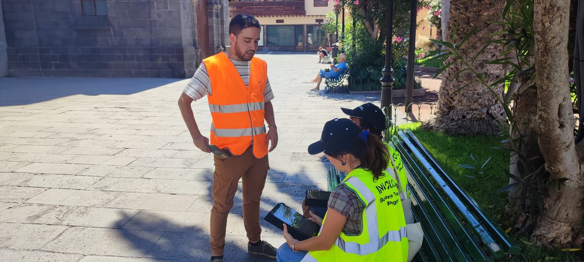 involcan's tweet image. Maba&apos;a Stella (🇨🇲Cameroon) and Judit Castella (🇪🇸Spain) initiated a collaborative research study 📊 with INVOLCAN to evaluate Tenerife&apos;s tourist perception of volcanoes 🌋 and related volcanic risk management.

#ScienceInAction #Tenerife #SummerScienceProgram
#Volcanoes
