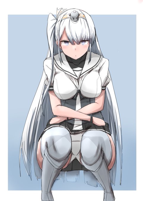 お題のしゃがみパンチラ冬月ちゃんです。 