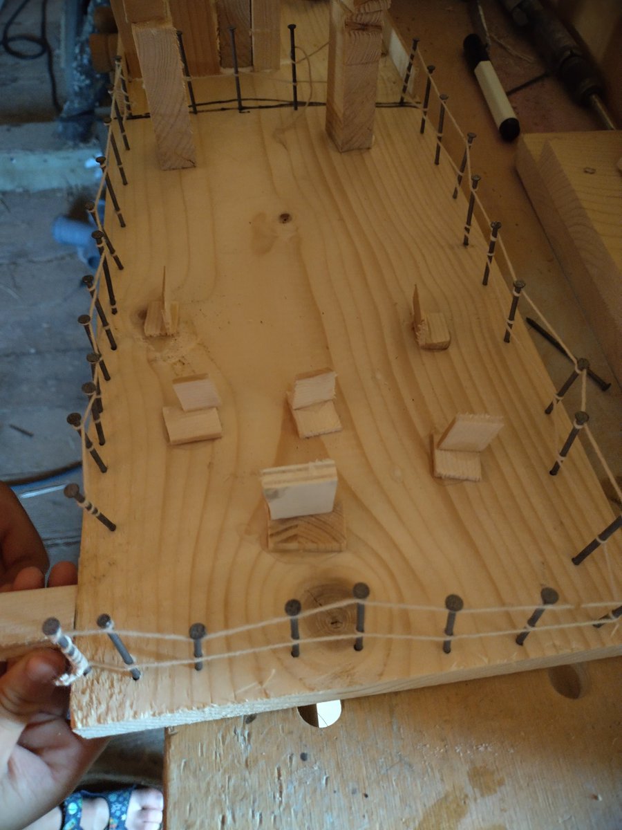 1Utini's tweet image. Die Werkstatt ist ein absolutes Chaos und alles liegt nur noch rum, aber ich liebe es sehr, dass die Jungs aktuell am liebsten 24/7 dort sind und einfach vor sich hin werkeln 🥰...
Ich bin dann Mal neuen Holzleim bestellen und noch ein bisschen Holz für mich verstecken...  🤪🤣