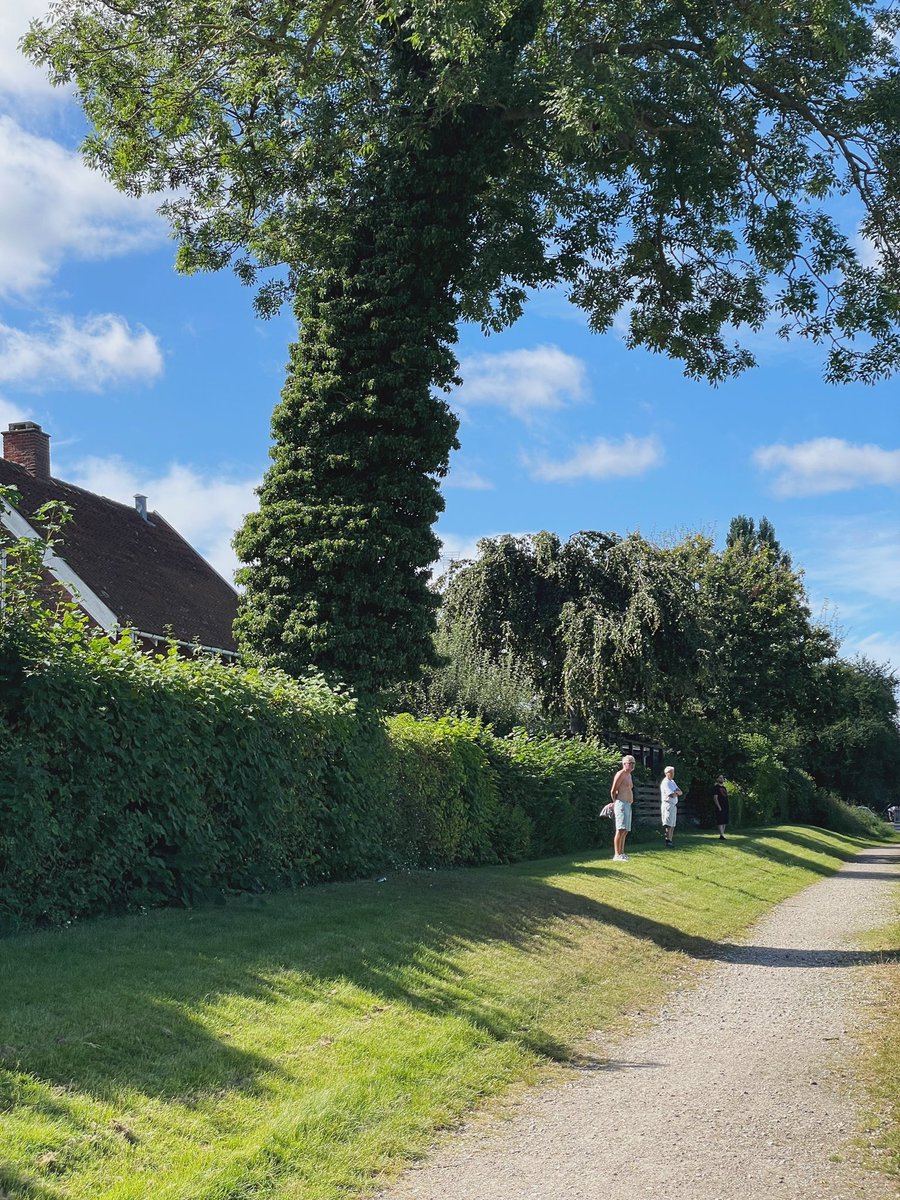 Emdrupparken
KFUM v Fremad Valby (1-2)
Københavnsserien