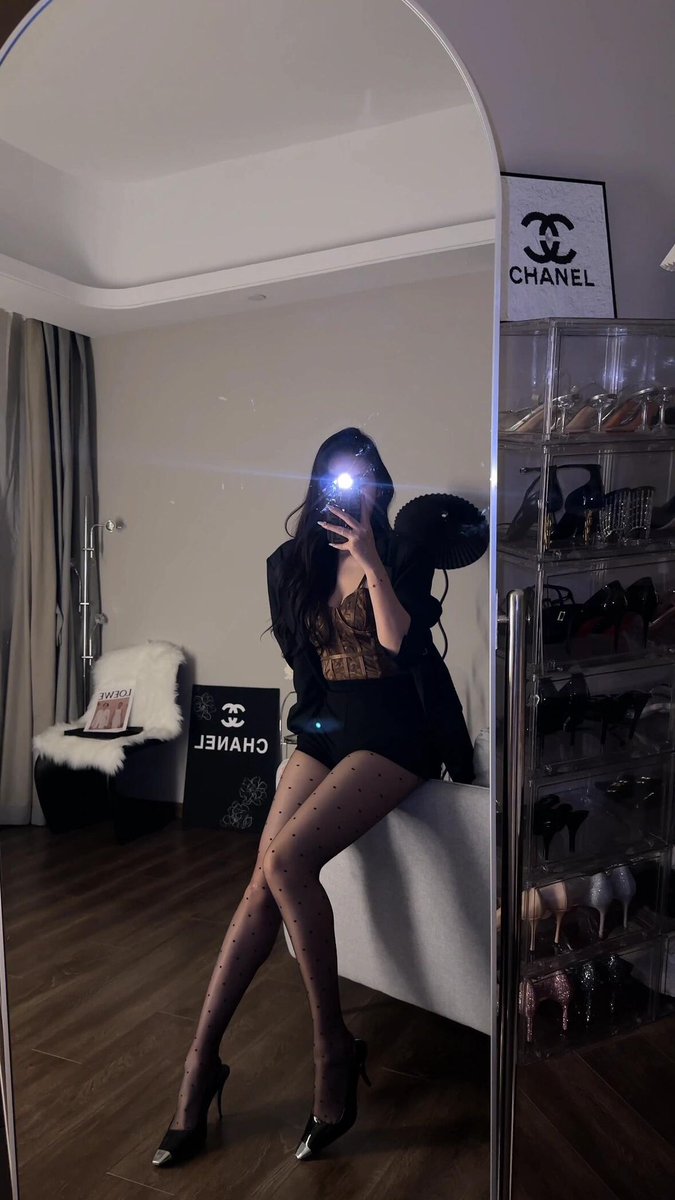 yuoo_1102's tweet photo. 早起的鳥兒有蟲吃 晚起的鳥兒被我吃 https://t.co/CStYA0S1JJ