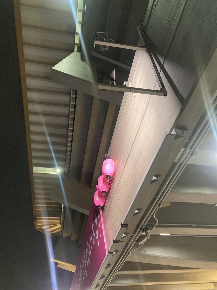 yrznike's tweet image. 終わった……なんかもう……もう……普通にLIFE聴く度に普通じゃない感情が蘇るんだろうな……
#LIFE小沢健二