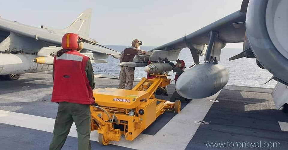 KepaSagardi's tweet photo. Pregunta: ⁉️
¿Cuál es el tamaño del pañol de bombas del L-61 Juan Carlos I 🇪🇦?
- ¿Dimensiones?
- ¿Volumen?
- ¿Pallets equivalentes?
- ¿Cualquier otro dato?
Busco esta info para calcular número de misiones de ataque que los F-35B podrían hacer
¡Gracias de antemano! 😄
@Armada_esp https://t.co/ykFNApnSJL