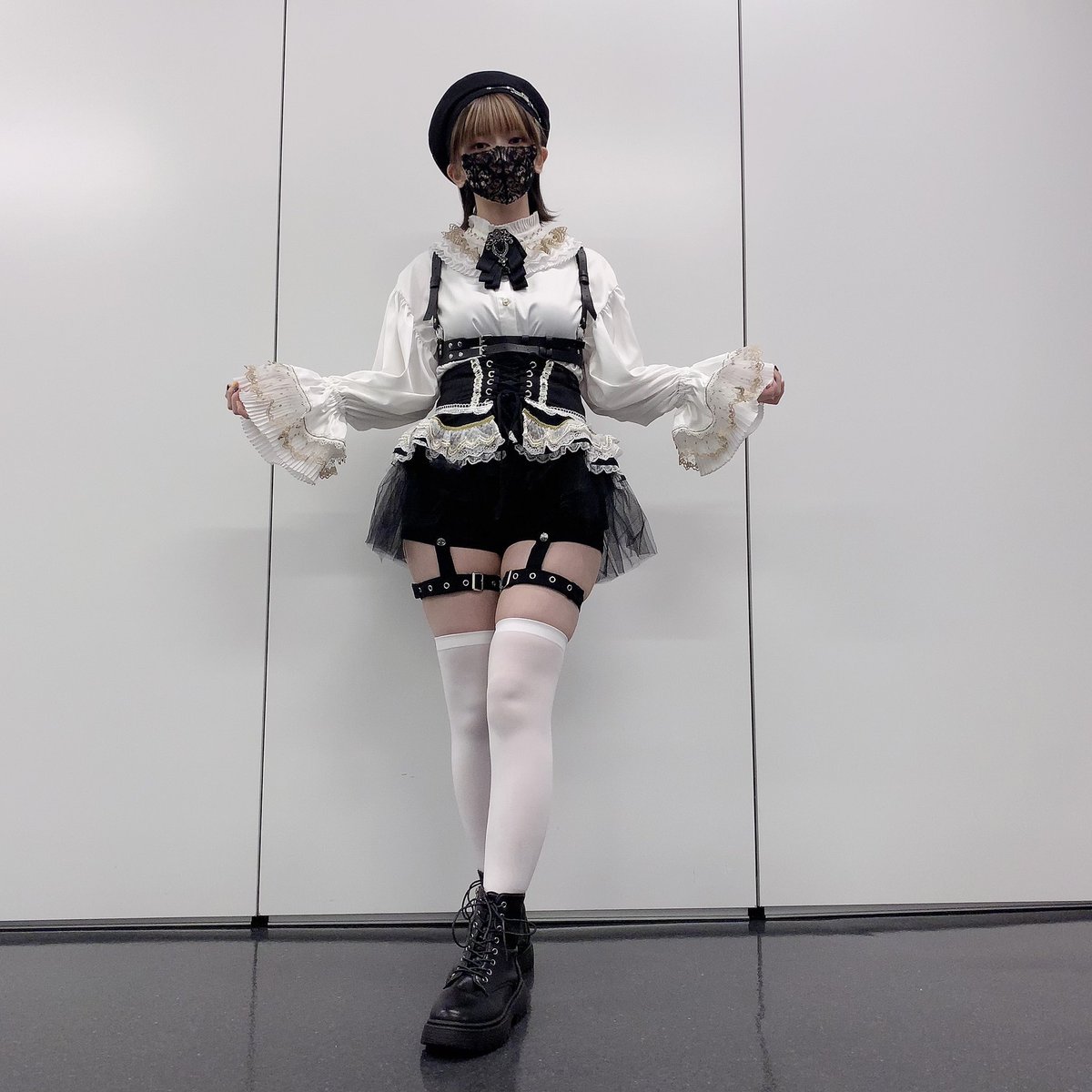 GWTxXx_WMAAKKoI.jpg