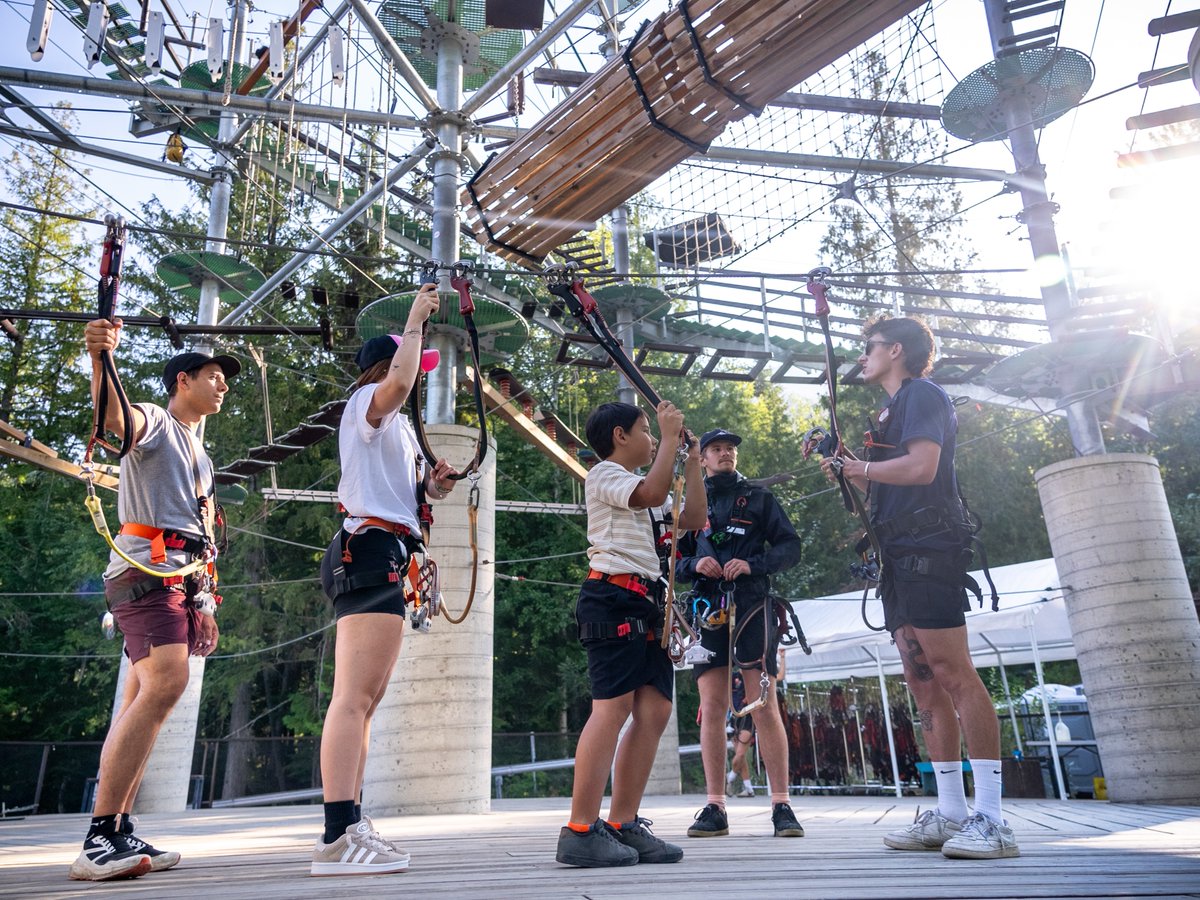 Up for a challenge?! 🧗‍♀️
Our four-story ropes course is packed with over 50 obstacles for everyone, from beginners to thrill-seekers. Swing, climb, jump, and free-fall — an adventure for the entire family! 🔆
bit.ly/4g45Iw2