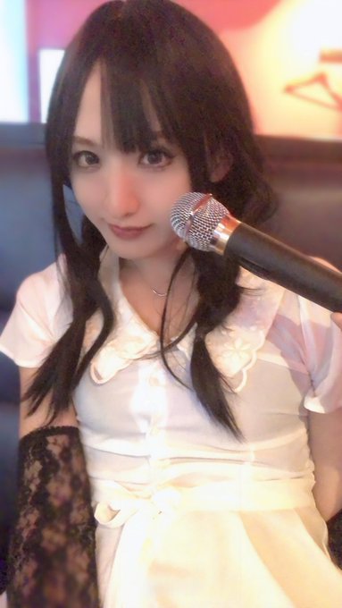 女装友達のヒトとカラオケ行きましたっ♪ めちゃくちゃ久しぶりなので、楽しすぎて朝までフリータイム😆♪ ガンガン男声で歌いまくりました🎤✨  #女装 https://t.co/9Rh5bEtqmP<a href="/tag/%E5%A5%B3%E8%A3%85"class="tags">#女装</a>