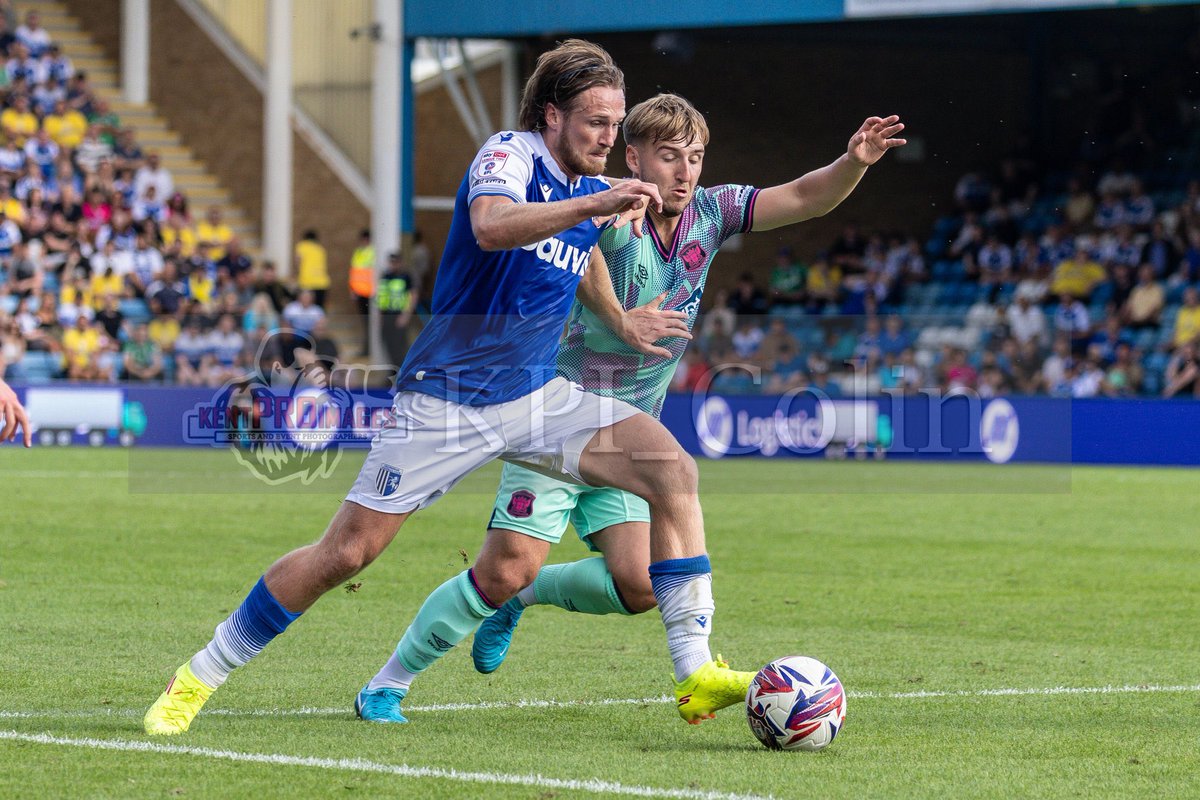 A Rolls Royce of a midfielder 🤩 <a href="/armanilittle/">Armani Little</a>. 

📸 <a href="/KPI_Colin/">Kent Pro Images_Colin Nash</a>