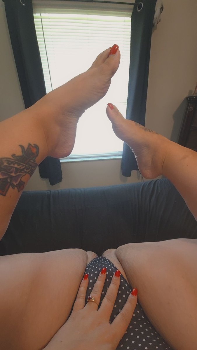 They say red is my color...what do you think? ❣️

Onlyfans.com/Amazon_BBW