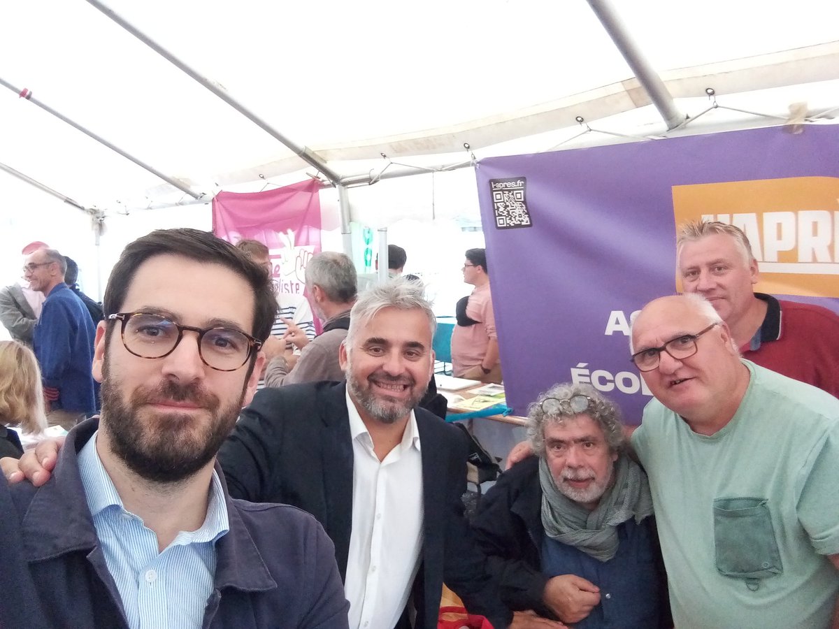 JulienPoix's tweet image. "Faire France en entier et pas à moitié ": des clochers de Picardie aux cités du midi. Les mots forts de @Francois_Ruffin à #Flixecourt. Pour les héros du travail, les auxiliaires de vie, les ouvriers, les soignants, nous avons le devoir de gagner, unis, rassemblés. #Le31JeViens