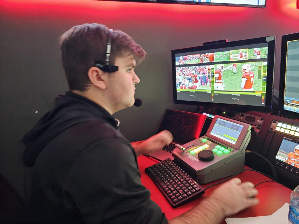 Cards TV tweet media