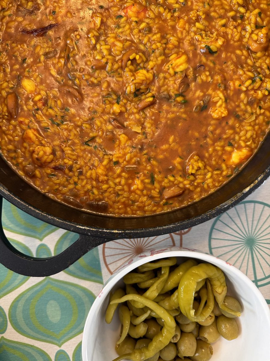 Rock~Dríguez tweet media