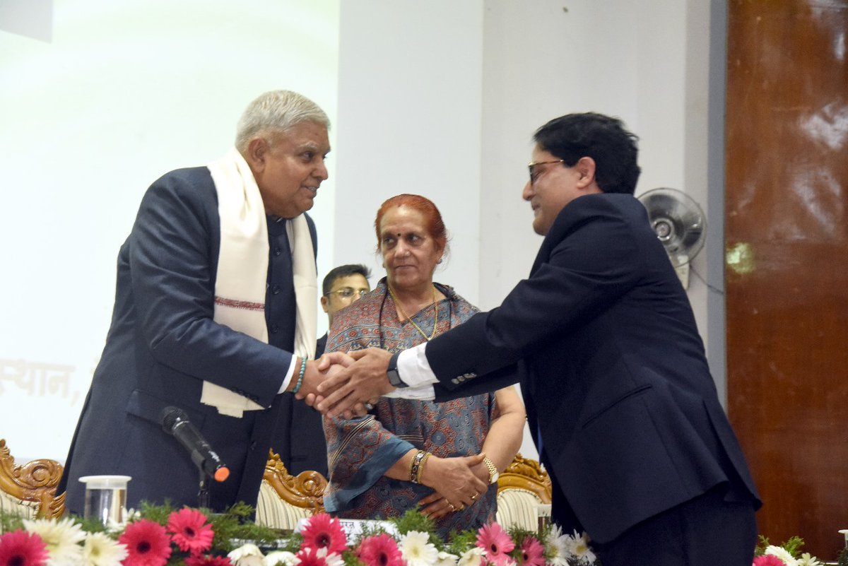 CSIRIIP's tweet photo. Hon’ble Vice-President of India congratulates &amp; compliments Team CSIR-IIP for its exemplary academic excellence, research activities, and technological outputs during his visit to CSIR-IIP on 31st August 2024. https://t.co/WJFgC7sVam
