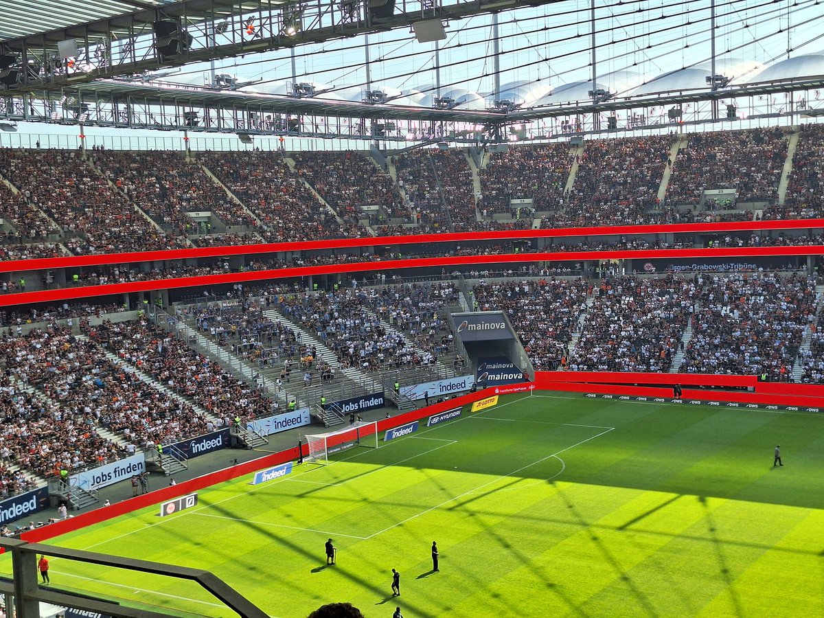 Samstag, 15.30 Uhr, rund 80 Minuten Anfahrt... #Gästeblock #SGETSG #TSG