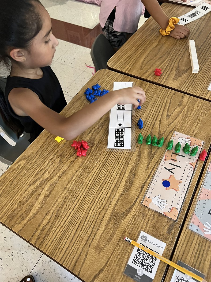 brazzill_aleyna's tweet photo. Math centers in full force at @NISDMcDermott These Firstie Falcons take pride in their learning. 💙💚 #WeAreMcDermott https://t.co/OdShQNrqUg
