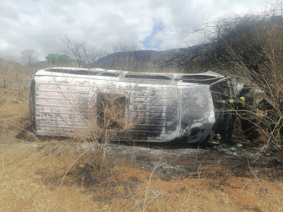 MDNnewss's tweet image. A tragic incident occurred as a taxi carrying MK Party members from Estcourt to Nkandla overturned on the dangerous Ntunjambili bends and caught fire. 

Reports suggest that five party members lost their lives in the accident. 

The members were en route to an event commemorating…