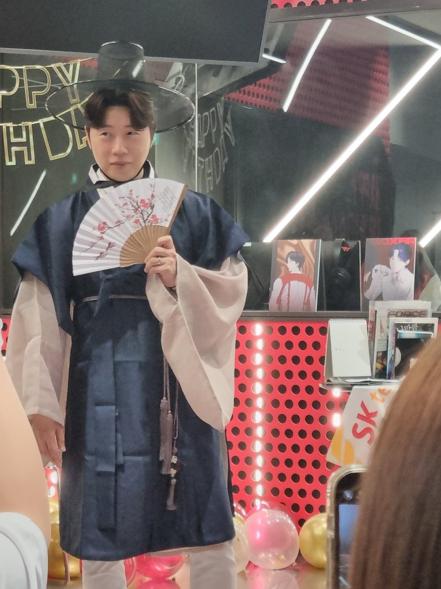 나만의 코리안스완 당신을 보고 첫눈에 반했습니다