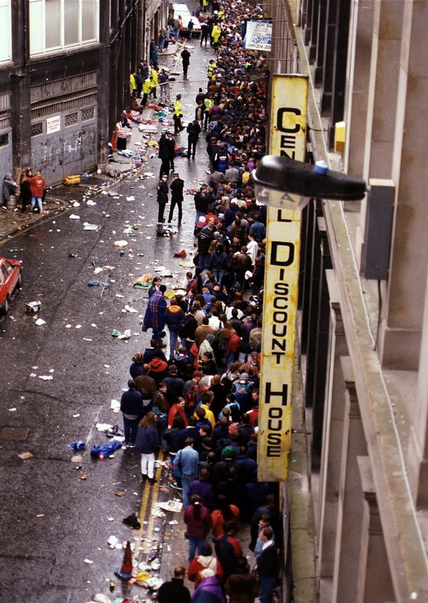 Look around you...

Oasis fans queue in Glasgow's Mitchell Street for tickets to see the band at Balloch Castle Country Park in 1996. 

Pic: Media Scotland.