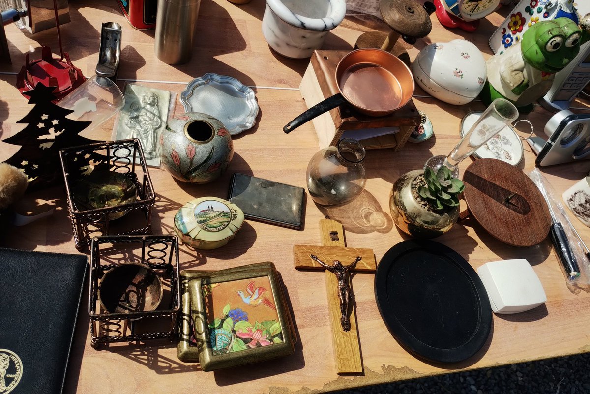 boletogiallo's tweet photo. weekly flea market visit ✮⋆. https://t.co/TCNJzYhnX6
