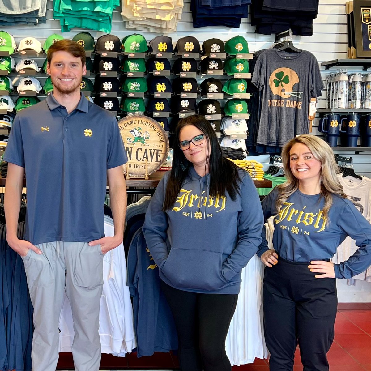 Rally_House's tweet photo. Ready to sham-rock the stadium, Notre Dame fans! ๐ Score big in style with our Shamrock Series collection! Time to dress to impress and cheer for victory! Shop now online or in-store. ๐๐
#GoIrish #ShamrockSeries #GameDayThreads #VictoryStyle #RallyHouse https://t.co/6OjwMRmU8c