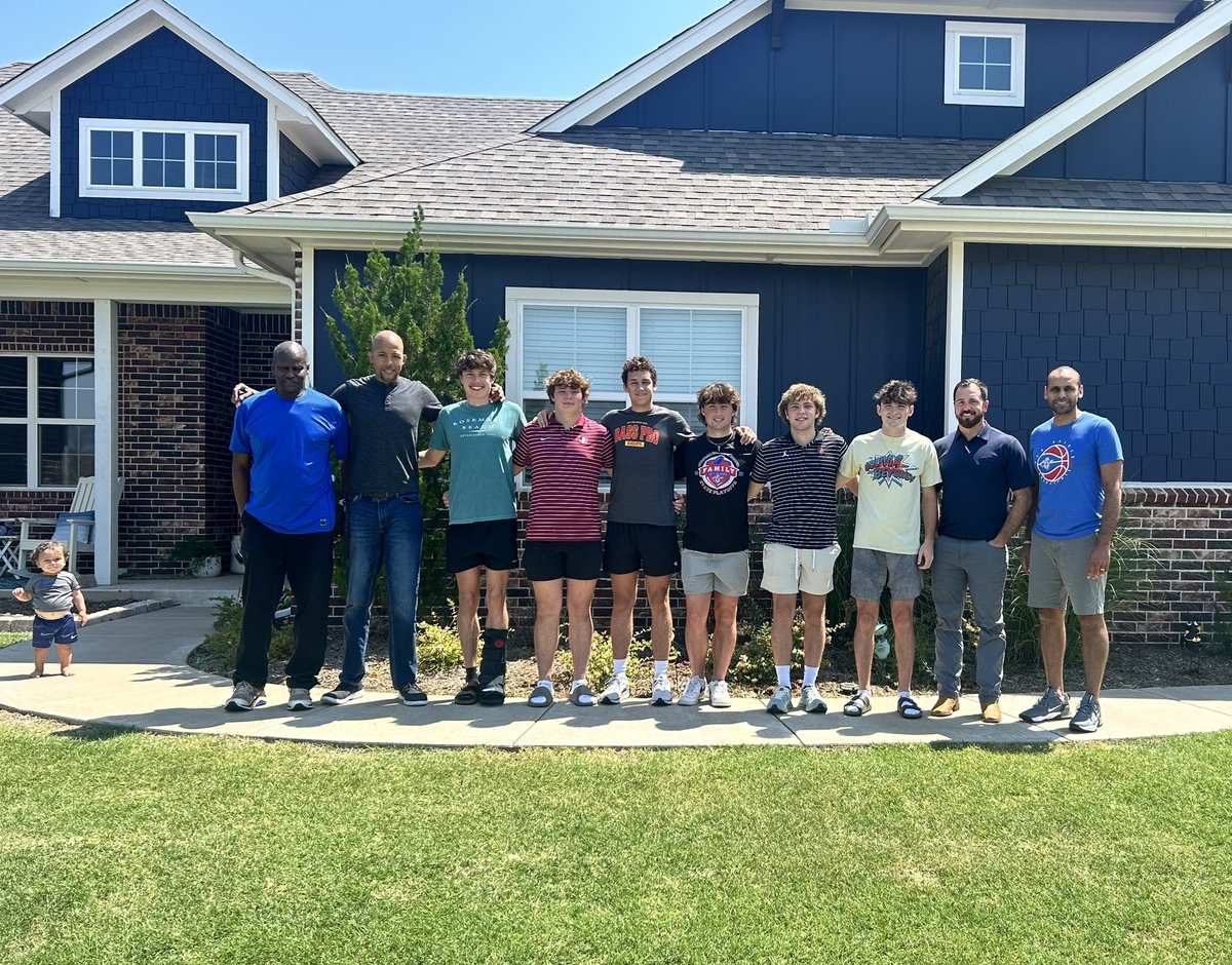 We are ready for another year of OCS Saints basketball. We had a great time at our Senior lunch to set the vision and kick off the year. Don’t pay attention to the little guy on the left. #MARCHON