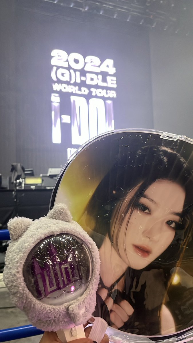 ttk_0302's tweet photo. (G)I-DLE 2024年東京1day 
参加してきました✨
大阪から東京まで車で行った甲斐がありまひた✨

全員かっこよすぎて更に箱推し確定🏰

#(G)I-DLE https://t.co/kj7c8YUl53