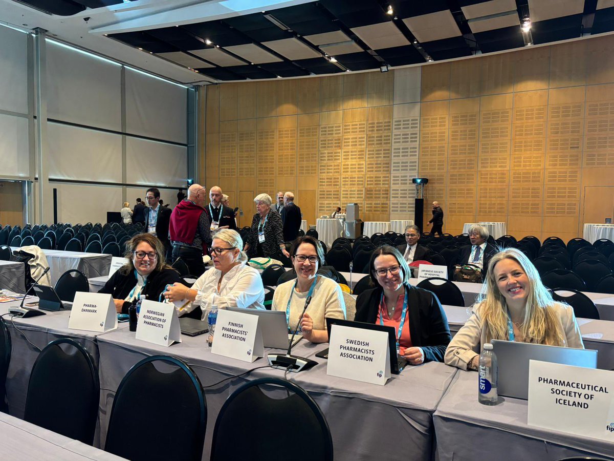 First day at the <a href="/FIP_org/">FIP</a> Council Meeting in Cape Town. Nice to have my Nordic colleagues next to me 🤗
🇫🇮🇸🇪🇩🇰🇳🇴🇮🇸

#fip2024
<a href="/farmasialiitto/">Suomen Farmasialiitto ry</a>