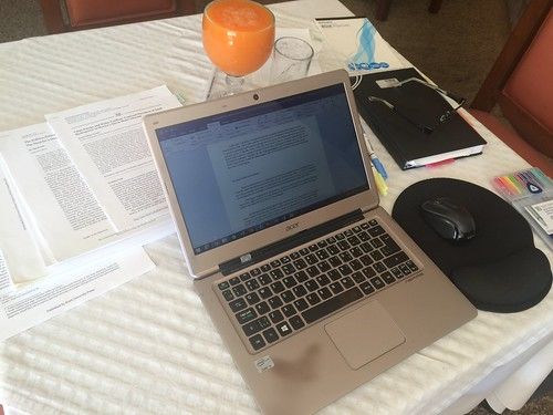 raulpacheco's tweet photo. 125-250 words, 15 minutes: Setting small writing goals to build an academic writing practice https://t.co/NAtEEJh9y9

Developing an academic writing practice requires setting small goals rather than overwhelm ourselves with lofty ideals. https://t.co/qcA01JYVp9