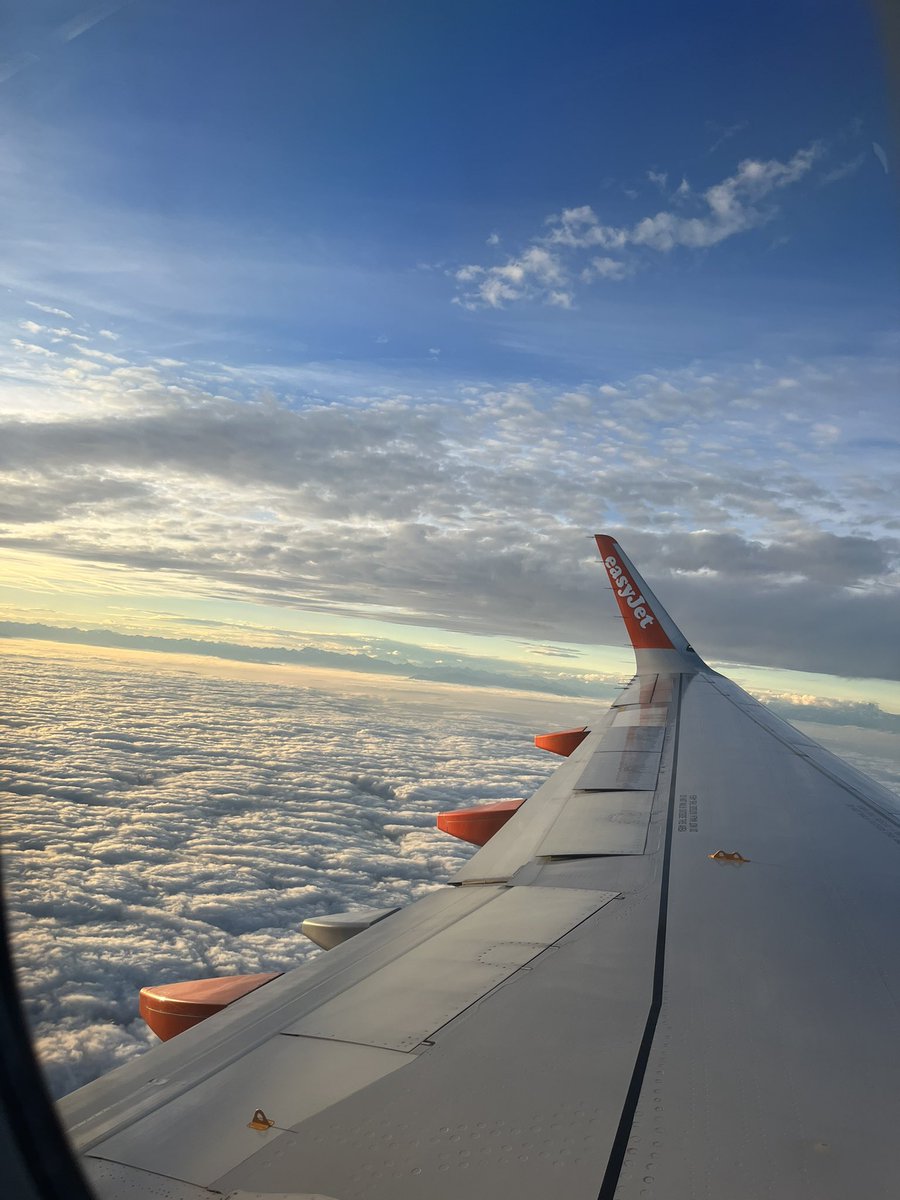 Wrapping up an amazing week at #KDD2024, now heading to Kos 🇬🇷 for #Interspeech2024

🌟I’ll be presenting two oral papers: one about SLU and contrastive learning for bias mitigation🔬(Monday afternoon), the other on detecting and classifying voice pathologies⚕️(Wednesday morning)