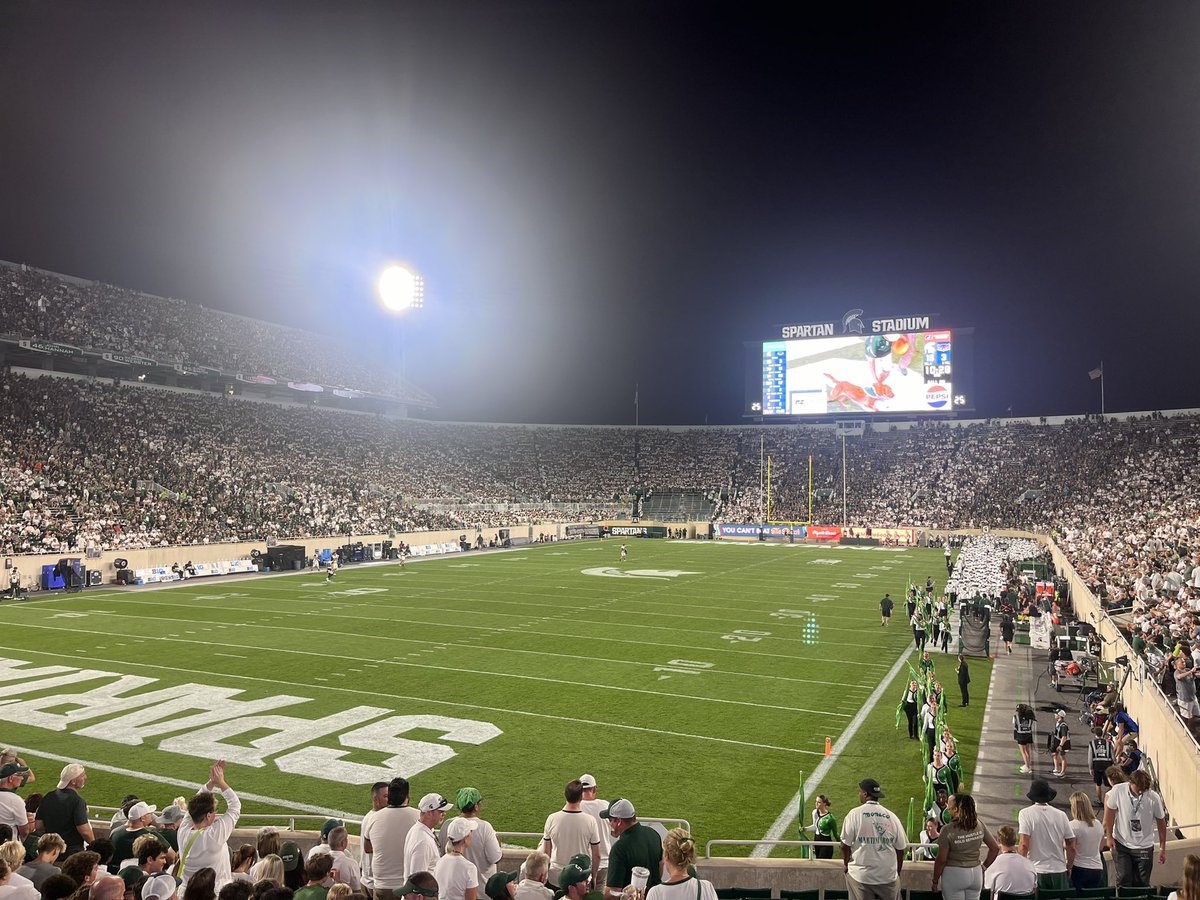 Elijah Reynolds | West Ottawa High | 26 (@elijah_rey6) on Twitter photo Had a great time in East Lansing last night! Great atmosphere and cant wait to get back! Loved seeing my guy <a href="/CooperTerpstra/">Cooper Terpstra</a> 🖤🤍<a href="/Coach_Gordon20/">Chris Gordon</a> <a href="/MSU_Football/">Michigan State Football</a> <a href="/MSUFBRecruiting/">Spartan Recruiting</a> <a href="/WO_Football1/">West Ottawa Football</a> <a href="/WO_Strength/">PANTHER STRENGTH</a> Had a great time in East Lansing last night! Great atmosphere and cant wait to get back! Loved seeing my guy <a href="/CooperTerpstra/">Cooper Terpstra</a> 🖤🤍<a href="/Coach_Gordon20/">Chris Gordon</a> <a href="/MSU_Football/">Michigan State Football</a> <a href="/MSUFBRecruiting/">Spartan Recruiting</a> <a href="/WO_Football1/">West Ottawa Football</a> <a href="/WO_Strength/">PANTHER STRENGTH</a>