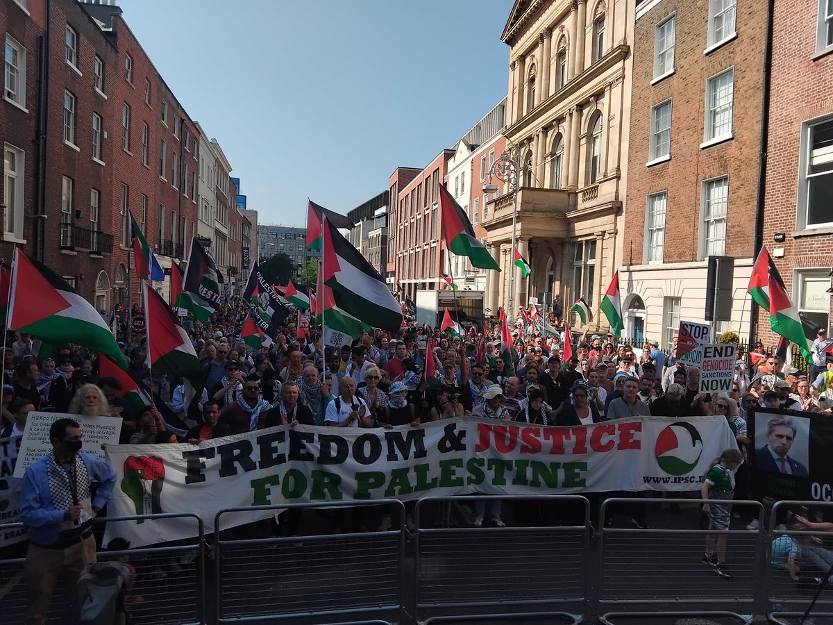 🇵🇸 Look at the view from the stage at our huge National Demonstration for Palestine today. The streets are with Palestine! 🇵🇸
#FreePalestine