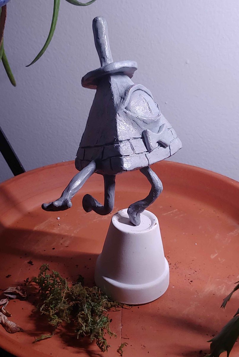 I haven't done anything with sculpture in a while, but how's my Bill Cipher statue WIP looking? #Gravityfalls #BookofBill