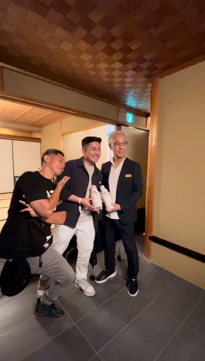 J T | 🇸🇬 (@jerrehtan) on Twitter photo Thanks to @SAKAZUKINFT
I met the Michael Jordan’s of Highballs and the Michael Jordan of Japanese Whiskeys!
What an amazing night!
Thank you <a href="/tt8ships/">Terry T8</a> <a href="/HighballCharlie/">Highball Charlie</a> <a href="/Justjpgirl/">Em - Just a Japanese girl</a> for everything
Glad that we met 3 years ago in Los Angeles all thanks to <a href="/veecon/">VeeCon</a> <a href="/garyvee/">Gary Vaynerchuk</a> Thanks to @SAKAZUKINFT
I met the Michael Jordan’s of Highballs and the Michael Jordan of Japanese Whiskeys!
What an amazing night!
Thank you <a href="/tt8ships/">Terry T8</a> <a href="/HighballCharlie/">Highball Charlie</a> <a href="/Justjpgirl/">Em - Just a Japanese girl</a> for everything
Glad that we met 3 years ago in Los Angeles all thanks to <a href="/veecon/">VeeCon</a> <a href="/garyvee/">Gary Vaynerchuk</a>
