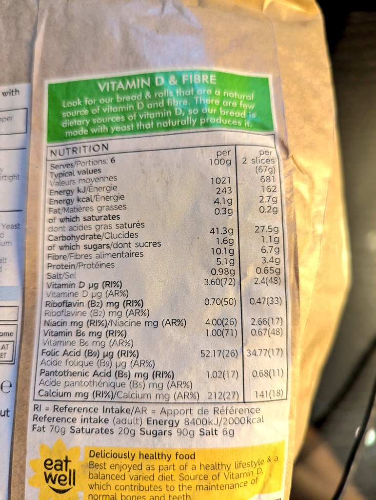 In 🇬🇧, got my first ever sourdough bread <a href="/marksandspencer/">M&S</a> ! All #glutenfree! Also amazed by the great fiber content (psyllium and bamboo fibers). We need these in 🇨🇦 🇺🇲!