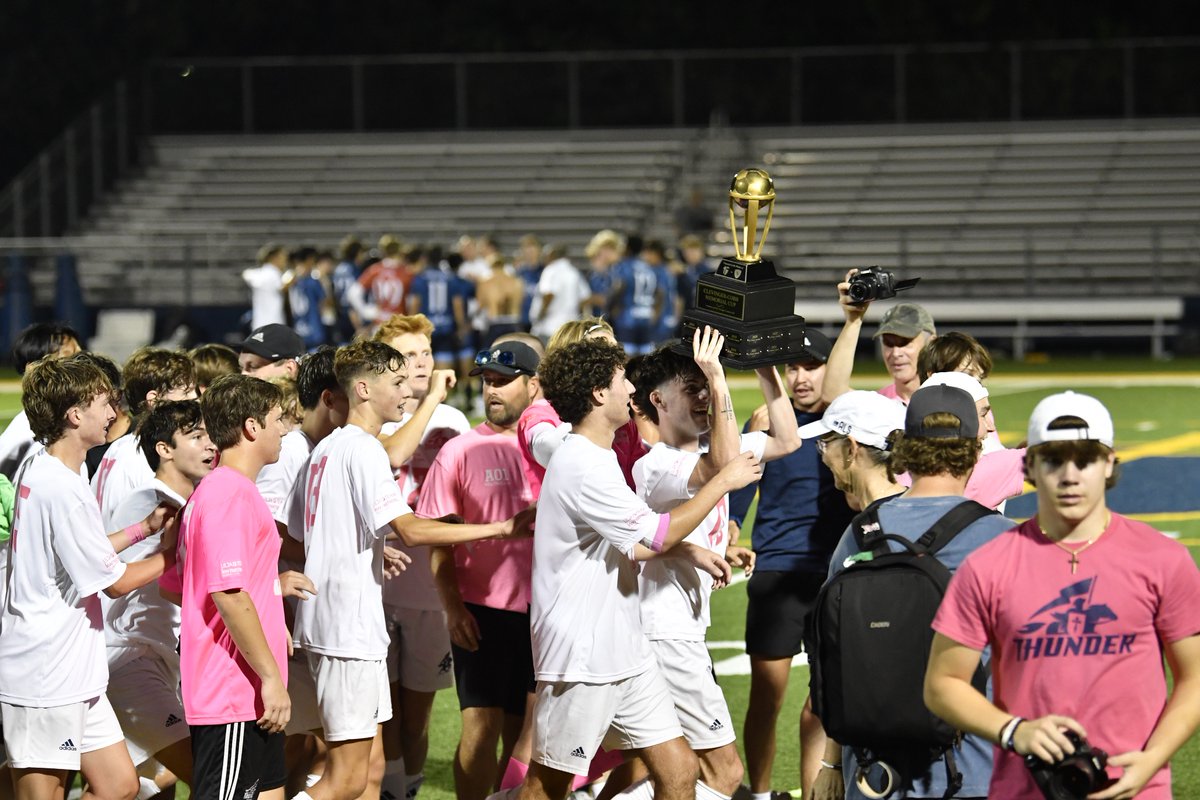 SJA Mens Soccer (@sjaboyssoccer) on Twitter photo ⚽️⚽️Varsity Soccer⚽️⚽️
SJA 1 - STA 0
Goal: L. Jones (<a href="/EdigerEvan/">Evan Ediger</a>)
SHO: <a href="/finnrauen1/">Finn Rauen</a>
Another great event put on by Aquinas to kickoff the season! More work to do, but happy with a positive result and a good team win.
#ForTheLove
#FeedtheFlame ⚽️⚽️Varsity Soccer⚽️⚽️
SJA 1 - STA 0
Goal: L. Jones (<a href="/EdigerEvan/">Evan Ediger</a>)
SHO: <a href="/finnrauen1/">Finn Rauen</a>
Another great event put on by Aquinas to kickoff the season! More work to do, but happy with a positive result and a good team win.
#ForTheLove
#FeedtheFlame