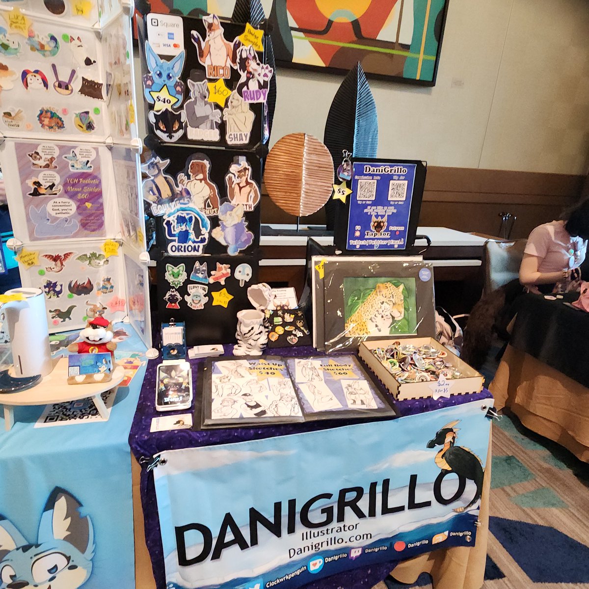 DaniGrilloart's tweet photo. Back at the artist alley!
Come say hi!
#art #furry #furryart #megaplex #megaplex2024 #myart #danigrillo
I'll be here all day
https://t.co/SJOMngNLmA https://t.co/f92Z2VoGlM