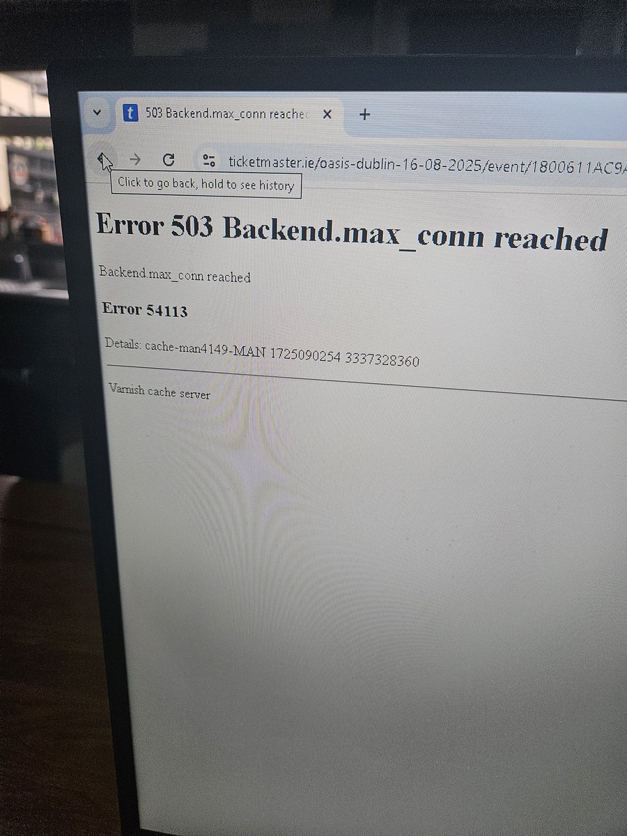 seano877's tweet photo. #Oasis got to position 1 in the queue for croke park then got this
Ticketmaster not fit for purpose ruined my year https://t.co/eOARzuTAkY